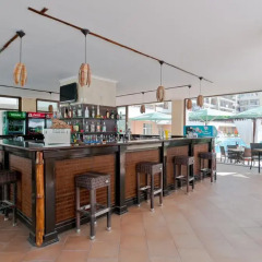 Отель Aparthotel Grand Kamelia - Official Rental Болгария, Солнечный берег - отзывы, цены и фото номеров - забронировать отель Aparthotel Grand Kamelia - Official Rental онлайн гостиничный бар