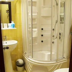 Класс Отель 2* Стандартный номер с 2 отдельными кроватями фото 9