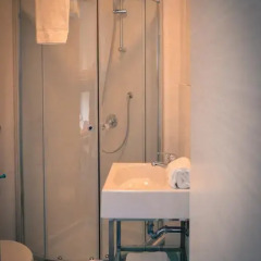 Beautiful Belleville Hostel & Hotel Стандартный номер с различными типами кроватей фото 6
