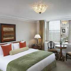 Отель The Sherry Netherland 4* Улучшенный номер с различными типами кроватей фото 3