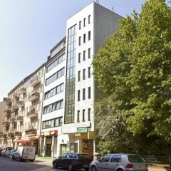 Отель Apartmenthouse Berlin - Am Görlitzer Park парковка