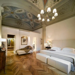 Отель Relais Santa Croce 5* Президентский люкс с различными типами кроватей фото 15