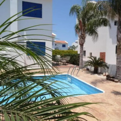 Отель Villa Paros Кипр, Протарас - отзывы, цены и фото номеров - забронировать отель Villa Paros онлайн бассейн