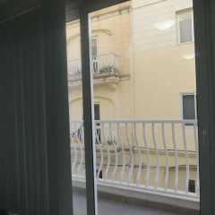 Отель 115 The Strand Suites балкон