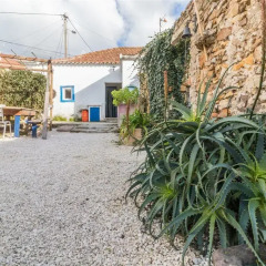 Отель Home in Ericeira парковка