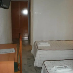 Hotel Sanz 2* Стандартный номер фото 4