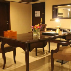 Mövenpick Hotel Karachi in Karachi, Pakistan from 120$, photos, reviews - zenhotels.com in-room dining