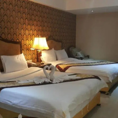 Отель The Privi Suites 3* Улучшенный номер с 2 отдельными кроватями фото 5
