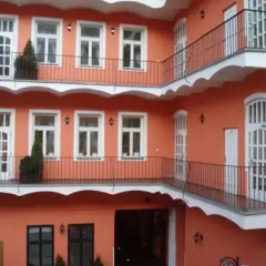 Hotel Amadeus Прага