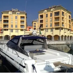 Отель Boats & Breakfast Genova 2 Генуя приотельная территория