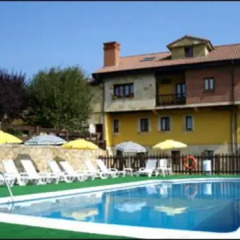 Отель Apartamentos La Gloria бассейн