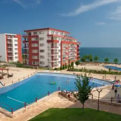 Отель Marina and Panorama Fort Apartments Болгария, Елените - отзывы, цены и фото номеров - забронировать отель Marina and Panorama Fort Apartments онлайн бассейн фото 2