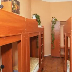 Hostel Pushkin Кровать в общем номере