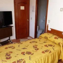 Отель Hostal Alboran 2* Стандартный номер с двуспальной кроватью фото 13