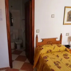 Отель Hostal Alboran 2* Стандартный номер с двуспальной кроватью фото 16