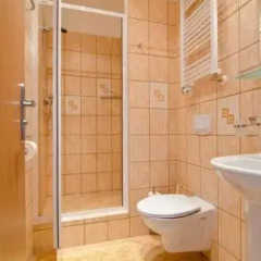 Отель Penzion 33 3* Апартаменты с различными типами кроватей фото 6