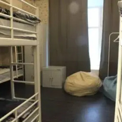 Fresh Hostel Kuznetsky Most Кровать в общем номере с двухъярусными кроватями