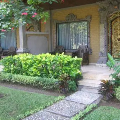 Отель Satriya Cottages 3* Улучшенный номер с различными типами кроватей фото 8