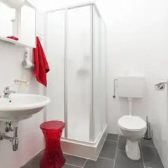 Апартаменты Queens Apartments Стандартный номер с различными типами кроватей фото 15