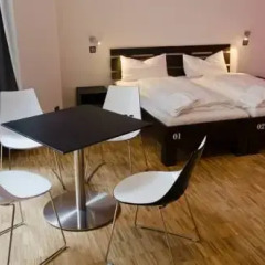 Five Elements Hostel Leipzig Стандартный номер с различными типами кроватей