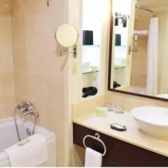 Отель The Westin Resort Guam 4* Стандартный номер с различными типами кроватей фото 26