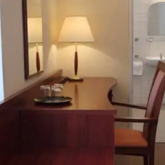 Sport Hotel Poznan 2* Стандартный номер с двуспальной кроватью фото 4