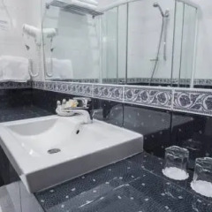 Арт-Отель Радищев 3* Стандартный номер с двуспальной кроватью фото 3