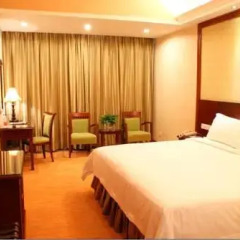 Vienna International Hotel Dongguan Liaobu 3* Стандартный номер с различными типами кроватей