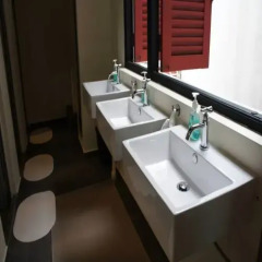 Отель Rucksack Inn Temple Street Кровать в женском общем номере фото 2