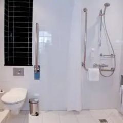 Отель Holiday Inn Express Warsaw Airport 3* Стандартный номер с различными типами кроватей фото 23