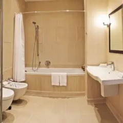 Reikartz Europe Hotel 4* Люкс с различными типами кроватей фото 12