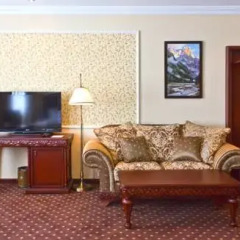Reikartz Europe Hotel 4* Улучшенный номер с различными типами кроватей фото 8