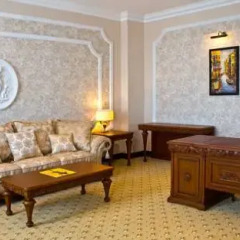 Reikartz Europe Hotel 4* Люкс с различными типами кроватей