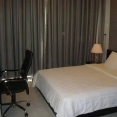 Vegas Luxury Hotel 2* Улучшенный номер с различными типами кроватей фото 3
