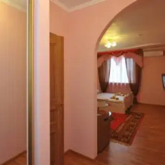 Гостиница Crown 2* Номер Комфорт с разными типами кроватей фото 3