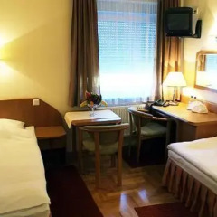 Hotel Bielany 3* Стандартный номер с двуспальной кроватью фото 2