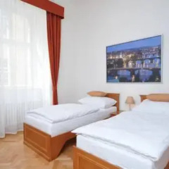 Апартаменты Apartment house Anenská Апартаменты с различными типами кроватей фото 15