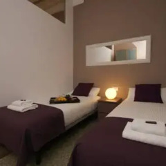 Апартаменты Barcino Apartments Кровать в общем номере фото 26