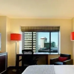 Отель Hyatt Regency St. Louis at The Arch 4* Стандартный номер с различными типами кроватей фото 10