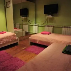 Hostel Golyanovo Кровать в женском общем номере с двухъярусной кроватью