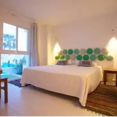 Отель Santos Ibiza Suites Полулюкс с различными типами кроватей фото 10