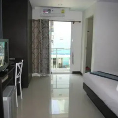 The Impress Khonkaen Hotel 3* Улучшенный номер с различными типами кроватей фото 14