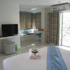 The Impress Khonkaen Hotel 3* Номер Делюкс с различными типами кроватей фото 3