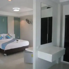 The Impress Khonkaen Hotel 3* Номер Делюкс с различными типами кроватей фото 9