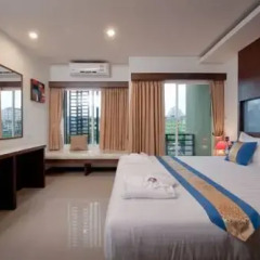 Отель Blue Sky Patong 3* Стандартный номер с двуспальной кроватью