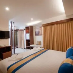 Отель Blue Sky Patong 3* Номер Делюкс с двуспальной кроватью фото 10