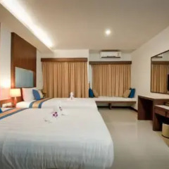 Отель Blue Sky Patong 3* Улучшенный номер с двуспальной кроватью фото 3