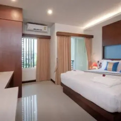 Отель Blue Sky Patong 3* Номер Делюкс с двуспальной кроватью фото 8