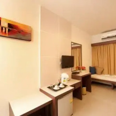 Отель Blue Sky Patong 3* Улучшенный номер с двуспальной кроватью фото 11