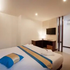 Отель Blue Sky Patong 3* Номер Делюкс с двуспальной кроватью фото 7